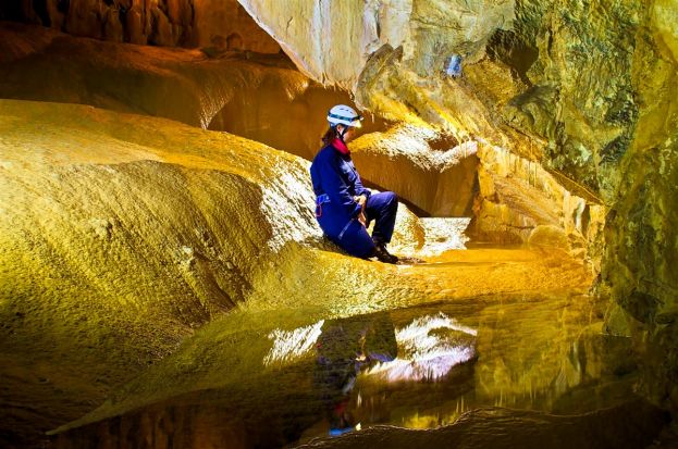 RISERVA NATURALE DELLE GROTTE DI PIETRASECCA: LA GROTTA DEL CERVO IN ARMONIOSA FAUNA