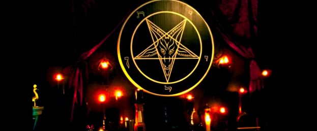 SATANA SI E' FERMATO A GRANDATE, IL PARROCO: "RUBATE OSTIE CONSACRATE E DISTRUTTA LA STATUA DELLA VERGINE"