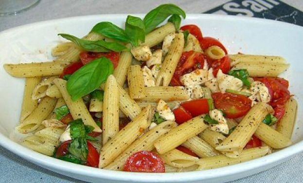 L’ANGOLINO BUONO,RICETTE SEMPLICI E GUSTOSE:PASTA ALLA CHECCA