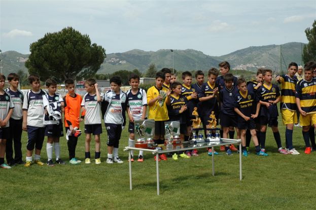 1°TORNEO DI CALCIO DEL CAVALIERE:LE SQUADRE VINCITRICI
