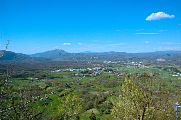 PIANA DEL CAVALIERE : UNITI O DIVISI?