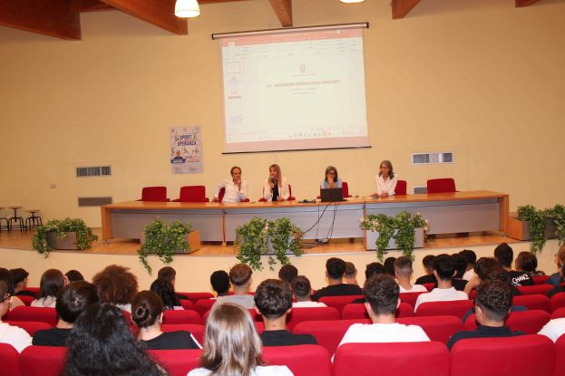 Relatori