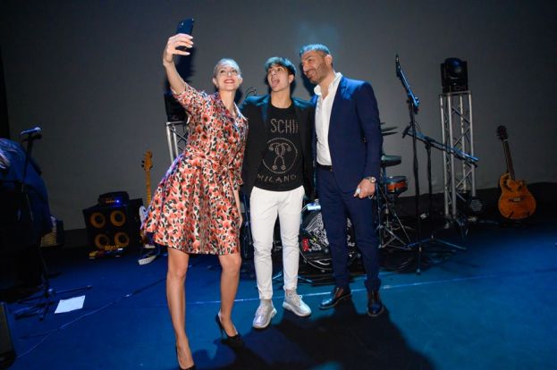 SOFIA BRUSCOLI GIANMARCO GRIDELLI MAURO ATTURO POSATA selfie .jpg PALCO