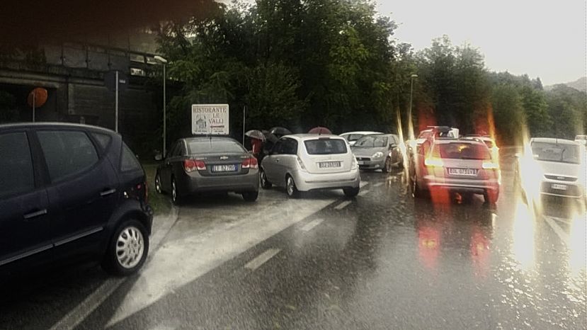 EMERGENZA MALTEMPO NELLA PIANA:50 FAMIGLIE ISOLATE A CARSOLI.SMOTTAMENTI E FRANE SEGNALATE A TUFO E COLLI