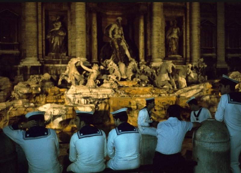 ROME_FontaineDeTrevi03_1974 (c) donation Hervé Gloaguen, Ministère de la Culture (France), Médiathèque du patrimoine et de la photographie