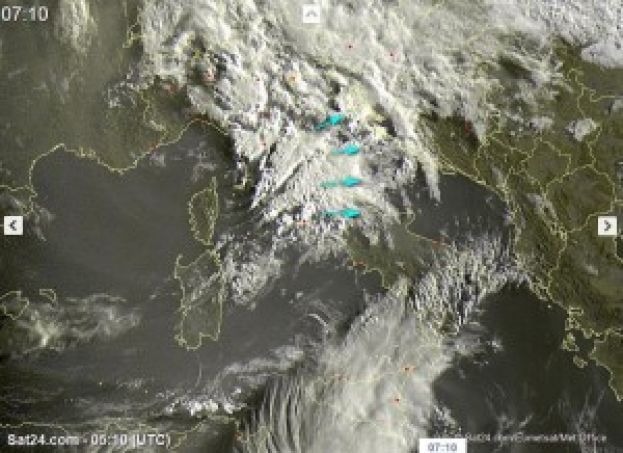 METEO,PERTURBAZIONE IN TRANSITO AL CENTRO-NORD:ATTESI ROVESCI E TEMPORALI IN ABRUZZO