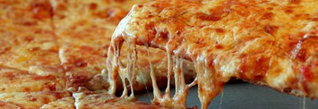 AMATE LA PIZZA?ECCO COME RIDURRE GRASSI E CALORIE DI UN TERZO
