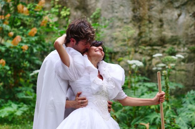 Labirinto d Amore_Coppia Foto Arte Idea Eventi