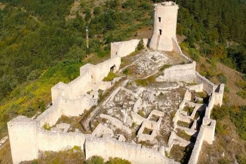 CASTELLO DI BOMANICO