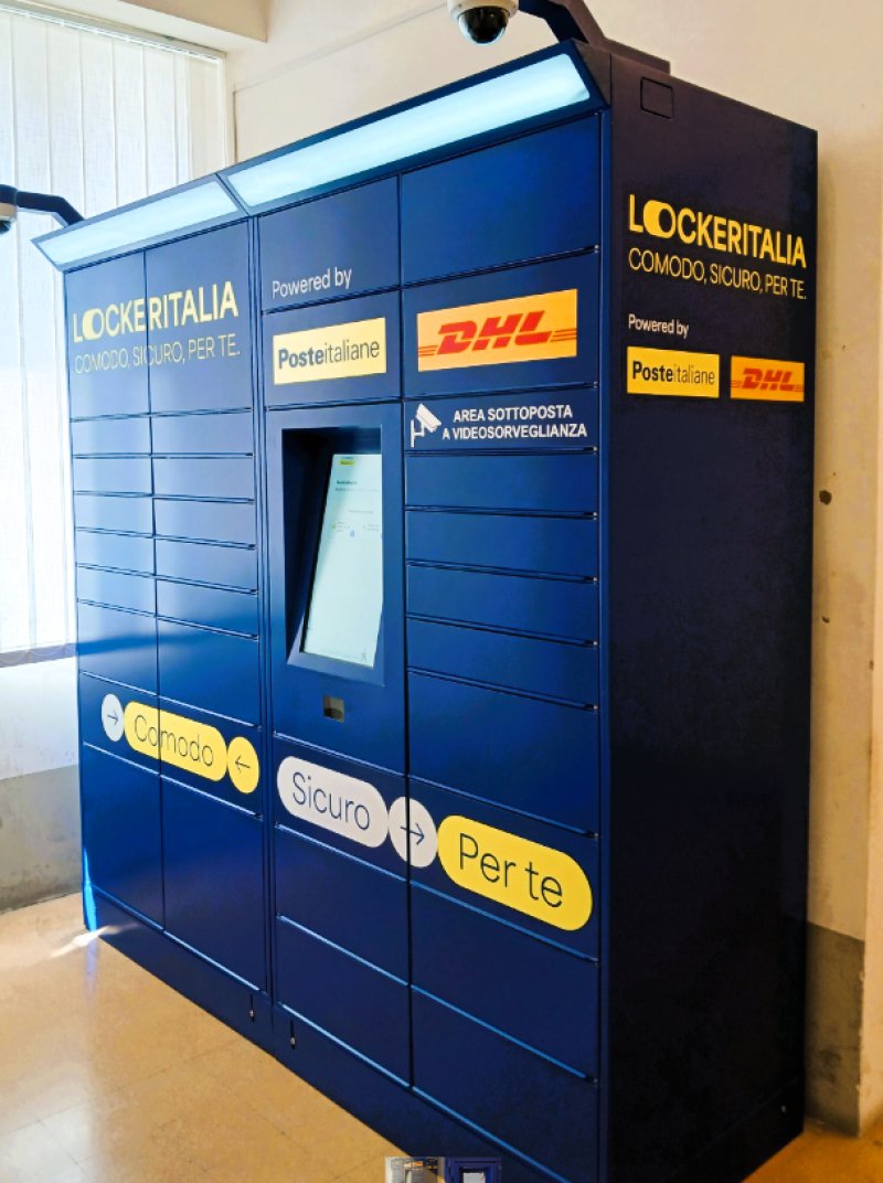 LOCKER