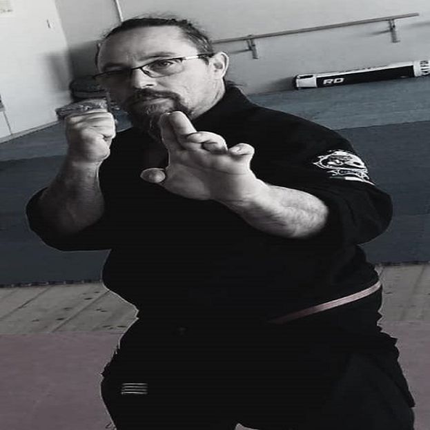 MAESTRO DI FU SHIH KENPO KARATE