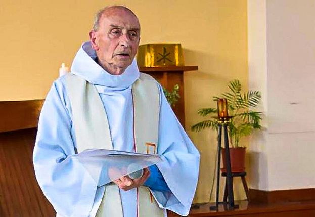 Il Parroco Di Rouen Jacques Hamel