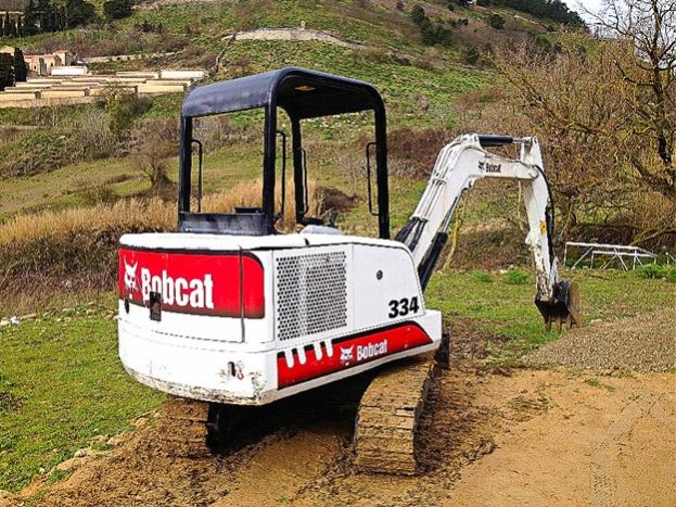 CIVITA DI ORICOLA, RUBATO UN BOBCAT AD UNA DITTA APPALTATRICE DI LAVORI