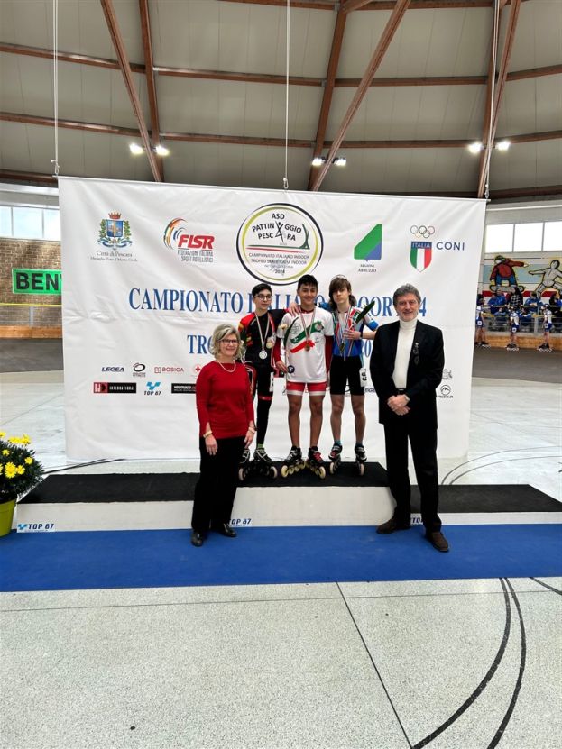Premiazioni Indoor Pescara Pattinaggio (1008 x 756)