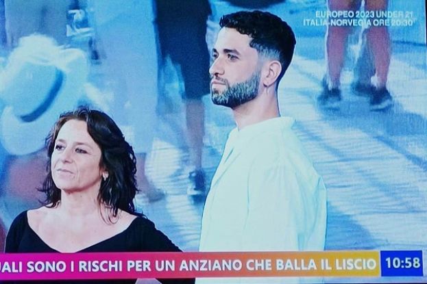 IL MAESTRO STEFANO CAMPAGNA OSPITE AD UNOMATTINA ESTATE E AL TG3 PER SPONSORIZZARE IL GRANDE SPETTACOLO " BALLO " DEL MAESTRO SPARAGNA