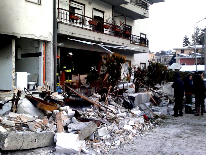 CARSOLI, PALAZZINA ESPLOSA PER FUGA DI GAS: PRIMA UDIENZA DAVANTI AL GUP DEL TRIBUNALE DI AVEZZANO