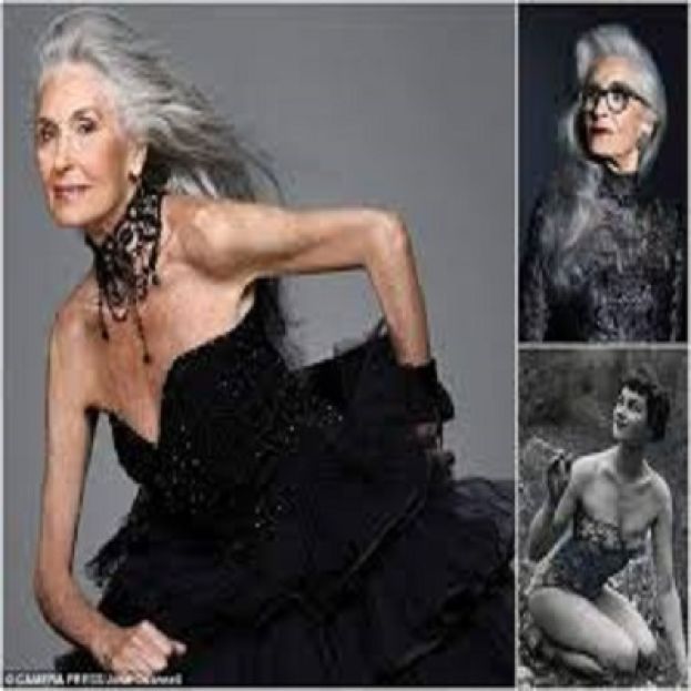DAPHNE SELFE