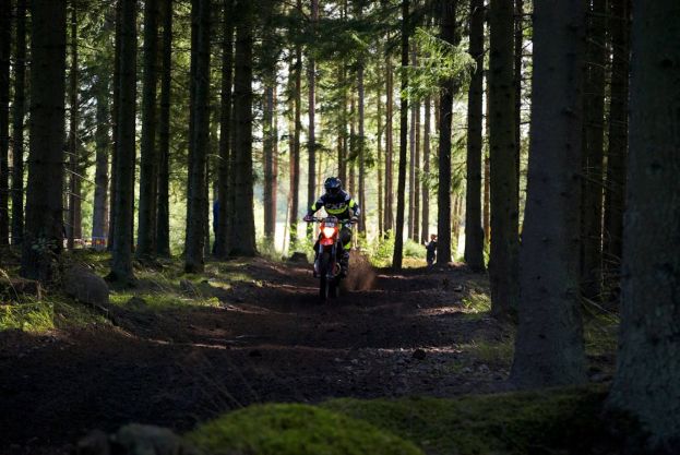 Motociclista di Enduro