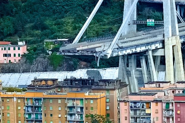 Ponte Morandi Crollato
