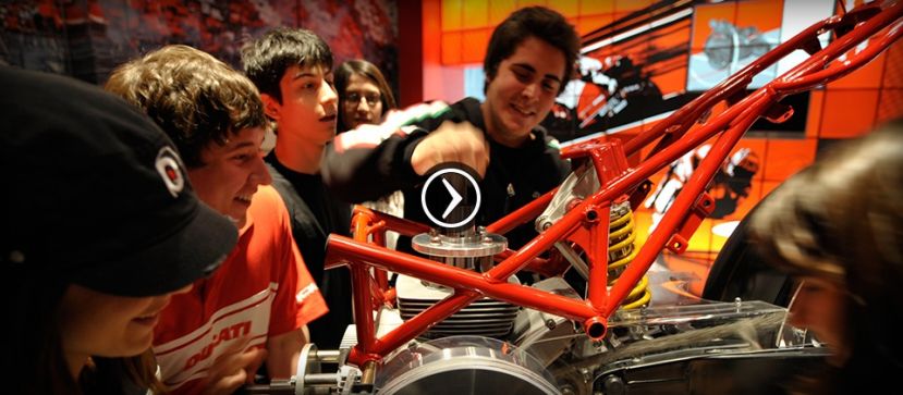 VISITA DELI STUDENTI DEL LICEO SCIENTIFICO DI CARSOLI AL LABORATORIO DIDATTICO DI FISICA DELLA DUCATI