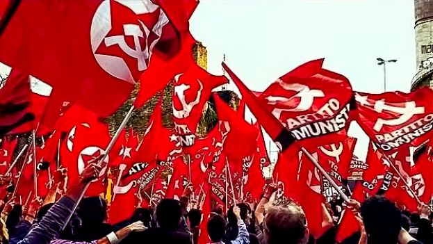 Bandiere Partito Comunista