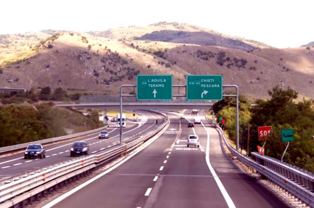 AUMENTO PEDAGGI AUTOSTRADA DEI PARCHI,CNA:UNA STANGATA,INTERVENGA LA REGIONE