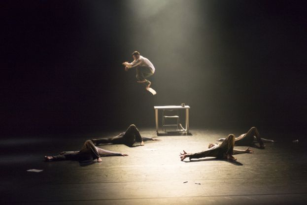 IN CON 3 SE FOTO MUTDANCE@Foto via GDO 3