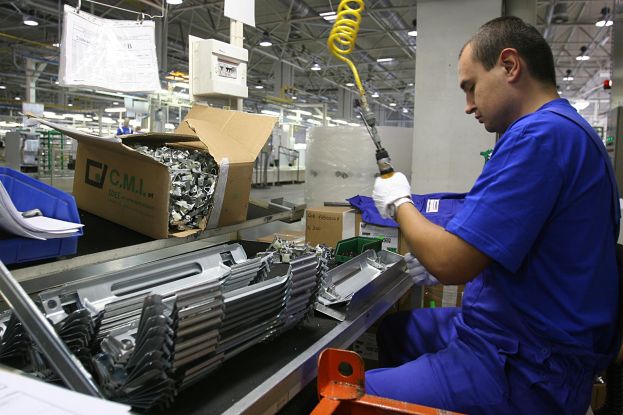 CONTRATTI DI SVILUPPO LOCALE ,NIENTE GRANDI IMPRESE NELLA MARSICA E PIANA DEL CAVALIERE.PMI:DIMEZZATE AGEVOLAZIONI PER CHI E’ FUORI DAL 107.3.C