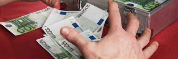 DIRIGENTE DI SOCIETA' RECUPERO CREDITI RINVIATO A GIUDIZIO PER USURA AI DANNI DI UN FARMACISTA DI CARSOLI