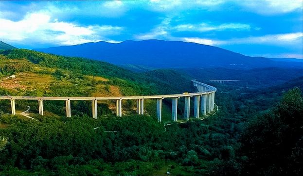 Il Viadotto di Pietrasecca