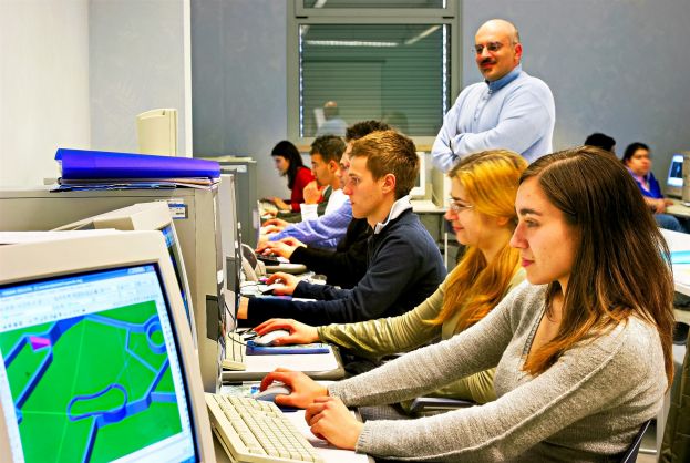 RECORD DI GIOVANI DISOCCUPATI IN ITALIA: +17% NEGLI ULTIMI OTTO ANNI. SOLO LA SPAGNA FA PEGGIO