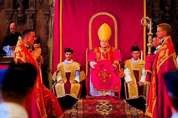 Il Cardinale Burke