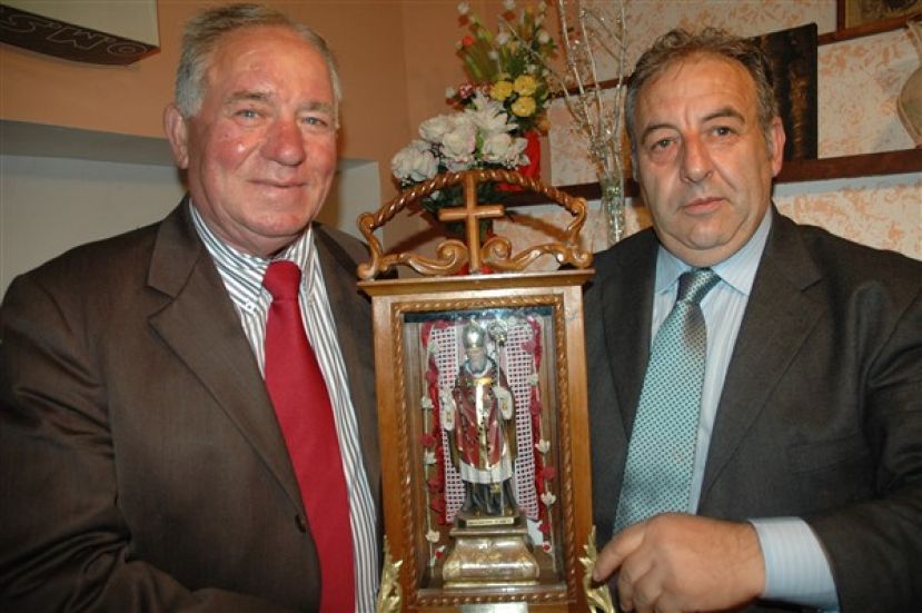 COLLI DI MONTE BOVE,LA PREZIOSISSIMA STATUA DEL GLORIOSO SAN BERARDO E’ GIUNTA ALLA CASA DEL CONFRATELLO ANTONIO BERARDINI(FOTO)
