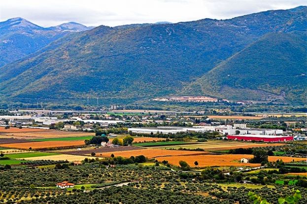 CRISI DELLE AREE INDUSTRIALI IN ABRUZZO: LA PIANA DEL CAVALIERE TRA I PRIMI POSTI