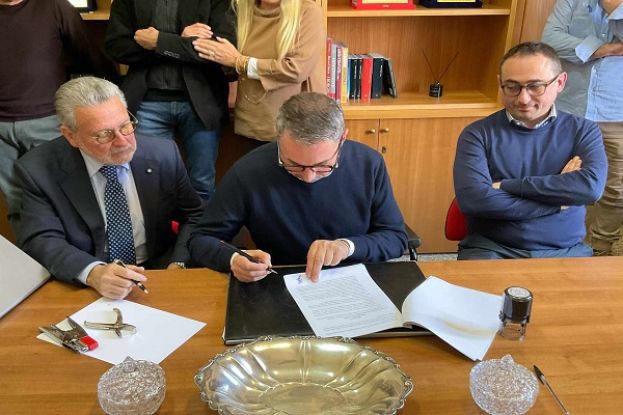 Firma dell'accordo