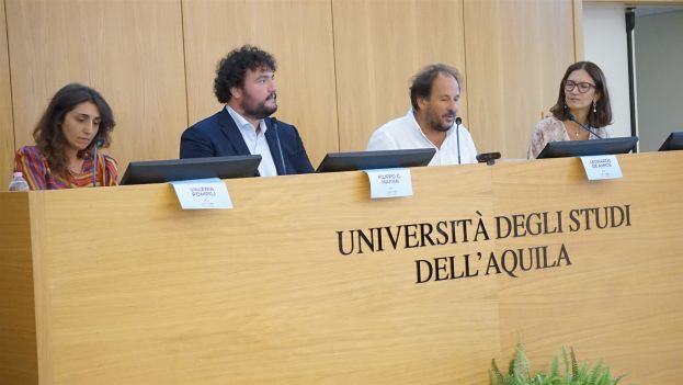 Relatori