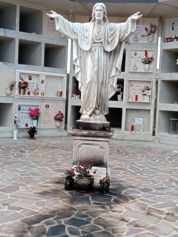 Cimitero di Elice