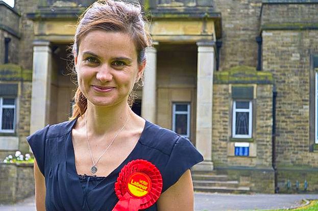 UCCISA JO COX, DEPUTATA LABOUR CONTRO LA BREXIT: "AVEVA RICEVUTO MINACCE"