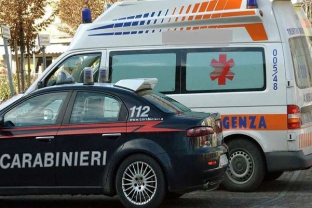Carabinieri e Ambulanza