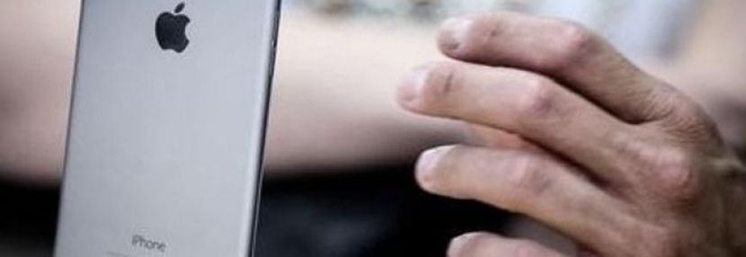 APPLE, CRESCE L'ATTESA PER L'IPHONE 6S: BATTERIA PIÙ PICCOLA