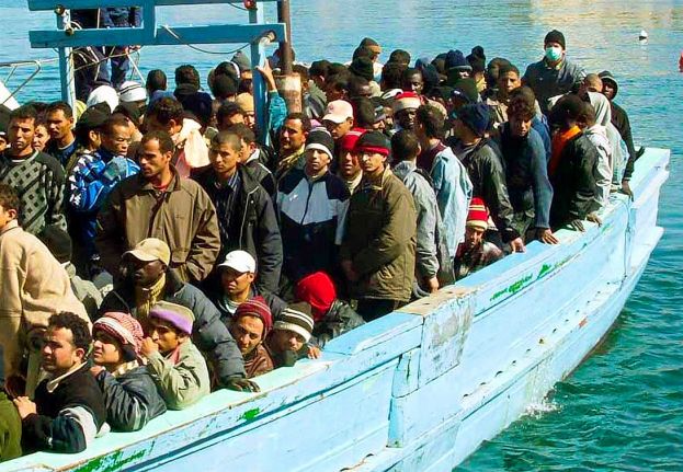 UNA "VALANGA" DI IMMIGRANTI NEI GIORNI DEL TERREMOTO: TREDICIMILA SBARCHI