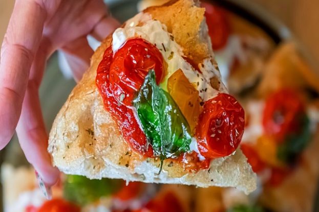Pizza Salata