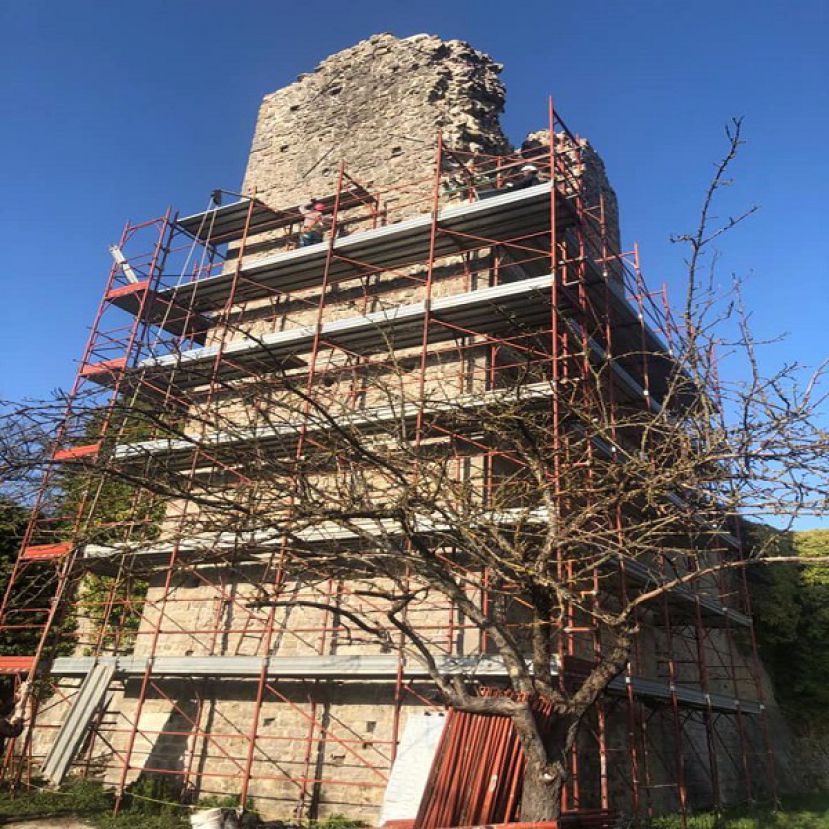 Castello De Leoni Carsoli