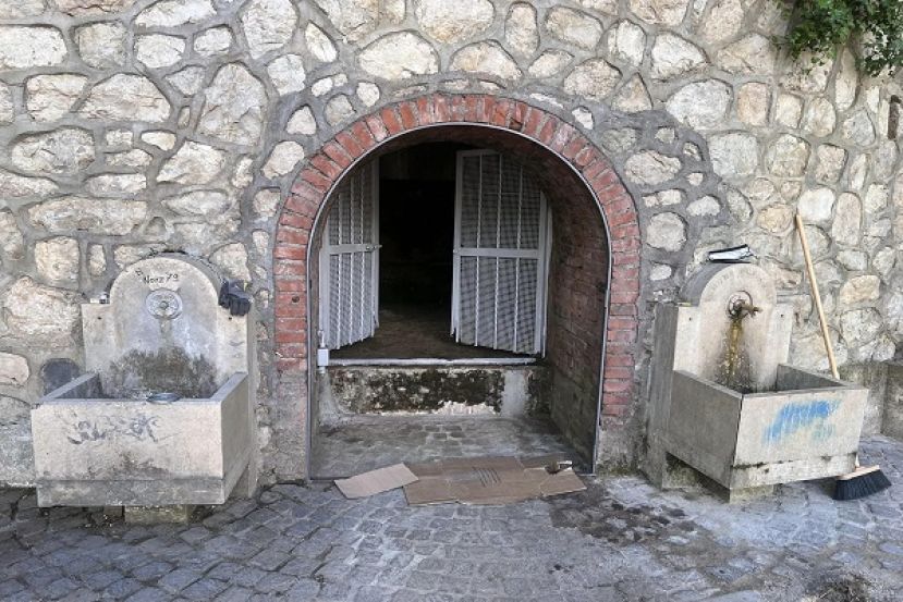 Fonte Vecchia
