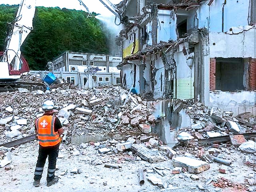 CARSOLI, VA ALL’ASTA AL MIGLIORE OFFERENTE IL MATERIALE DI DEMOLIZIONE DELLA SCUOLA MEDIA