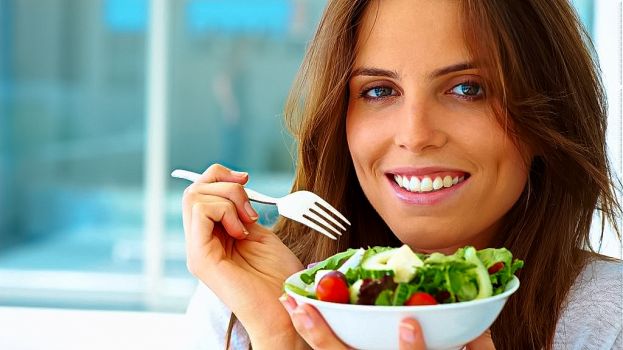 DIETA DELLA LONGEVITA': SEMPLICI CONSIGLI PER VIVERE 110 ANNI