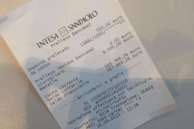 "AAA SE HAI PERSO QUESTO SCONTRINO E SEI SINGLE, IO SONO QUI": IL TWEET SPOPOLA IN RETE