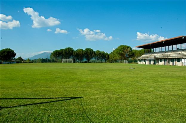 VENDESI IL MAGNIFICO IMPIANTO SPORTIVO "LE SALERE" DI ORICOLA: LA POLISPORTIVA CERCA ACQUIRENTI(FOTO)