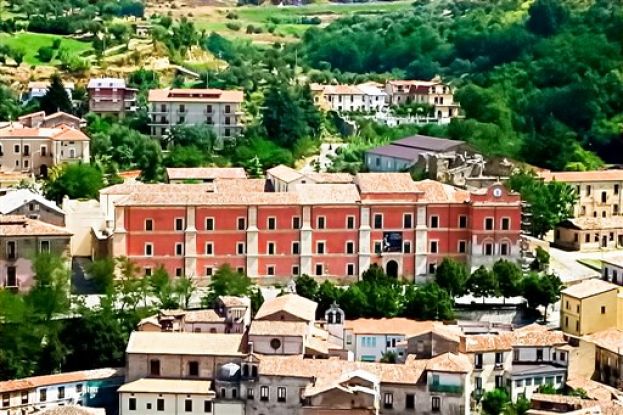Cosenza, Palazzo Arnone