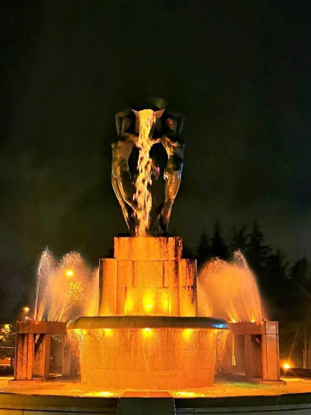 Fontana Luminosa